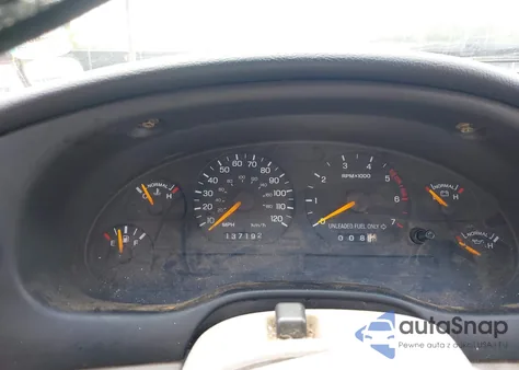 1998 Ford Mustang z USA, uszkodzony, nr VIN 1FAFP4046WF268384